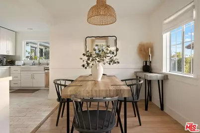 22227 Avenue San Luis, Woodland Hills, CA 91364 - Photo 10