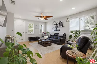 28937 Mirada Circulo, Valencia, CA 91354 - Photo 10