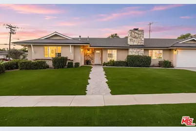 91 W Gainsborough Rd, Thousand Oaks, CA 91360 - Photo 2