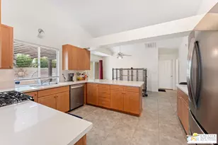 39850 Regency Way, Palm Desert, CA 92211 - Photo 10