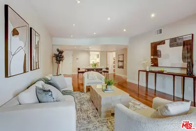 8788 Shoreham Dr #23, West Hollywood, CA 90069 - Photo 2