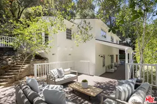 2425 Laurel Pass, Los Angeles, CA 90046 - Photo 2