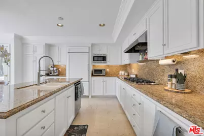 2430 Ranchgrove Dr, Westlake Village, CA 91361 - Photo 18
