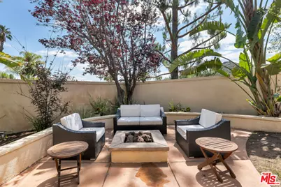 2430 Ranchgrove Dr, Westlake Village, CA 91361 - Photo 54