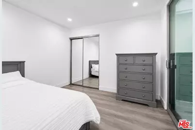 441 N Oakhurst Dr #304, Beverly Hills, CA 90210 - Photo 12