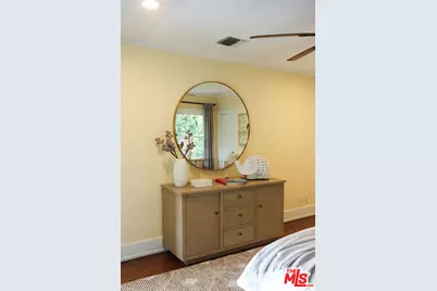 218 Lorraine, Los Angeles, CA 90004 - Photo 42