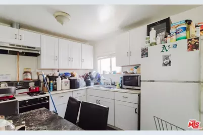 619 E 87th St, Los Angeles, CA 90002 - Photo 14