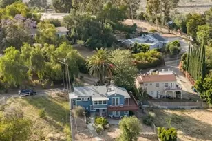 9866 McBroom St, Sunland, CA 91040 - Photo 6