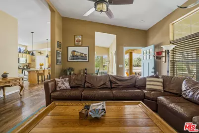 55626 Pipes Canyon Rd, Yucca Valley, CA 92284 - Photo 10