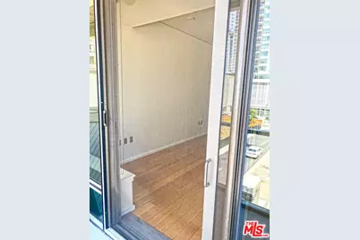 1155 S Grand Ave #418, Los Angeles, CA 90015 - Photo 36