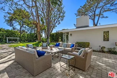 29260 Sea Lion Pl, Malibu, CA 90265 - Photo 28