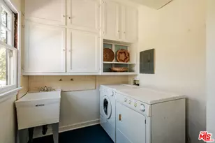 2200 S Hobart Blvd, Los Angeles, CA 90018 - Photo 20