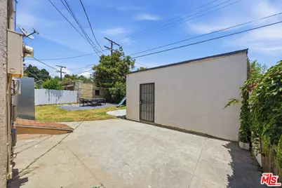 936 S Lucerne Blvd, Los Angeles, CA 90019 - Photo 12