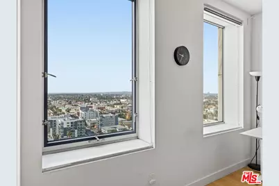 3810 Wilshire Blvd #1609, Los Angeles, CA 90010 - Photo 6
