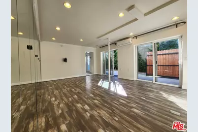 2127 Vine St, Los Angeles, CA 90068 - Photo 38