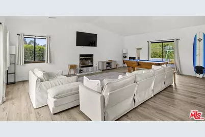6405 Sycamore Meadows Dr, Malibu, CA 90265 - Photo 12