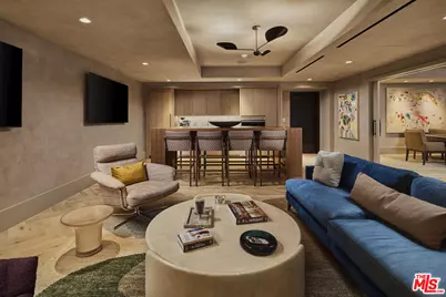 8420 W Sunset Blvd #801, West Hollywood, CA 90069 - Photo 12
