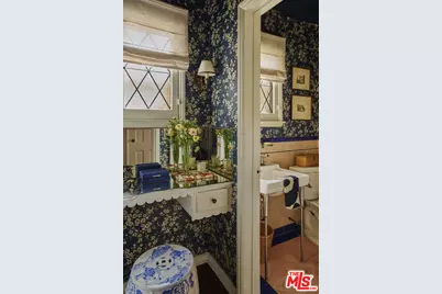 5717 W 2nd St, Los Angeles, CA 90036 - Photo 20
