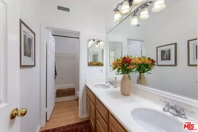 22 Moonridge Ct, Azusa, CA 91702 - Photo 40