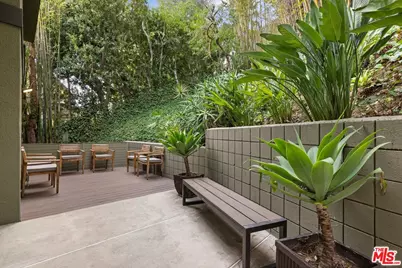 2641 Rinconia Dr, Los Angeles, CA 90068 - Photo 20