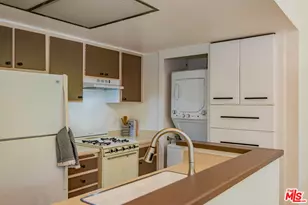 7025 Glade Ave, Canoga Park, CA 91303 - Photo 12