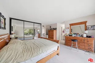 5889 Clinton St, Los Angeles, CA 90004 - Photo 16