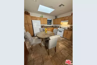 2643 S Spaulding Ave, Los Angeles, CA 90016 - Photo 12