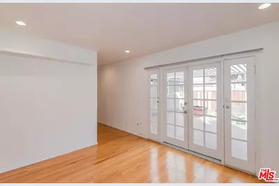 1947 Midvale Ave, Los Angeles, CA 90025 - Photo 12
