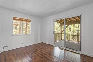 886 Sandalwood Dr, Lake Arrowhead, CA 92352 - Photo 18