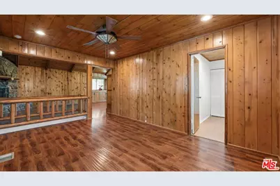 886 Sandalwood Dr, Lake Arrowhead, CA 92352 - Photo 10