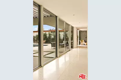 6427 S Halm Ave, Los Angeles, CA 90056 - Photo 38