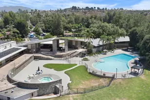 26834 Ave Of The Oaks, Newhall, CA 91321 - Photo 36