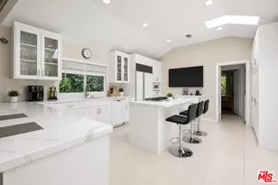 1902 Coldwater Canyon Dr, Beverly Hills, CA 90210 - Photo 14