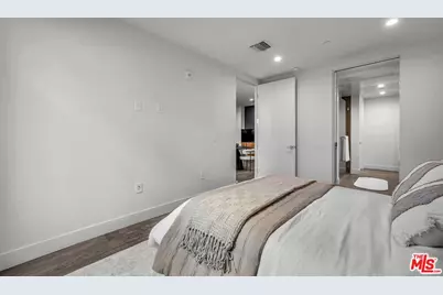 728 N Sweetzer Ave #112, West Hollywood, CA 90069 - Photo 10