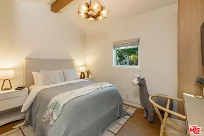 365 Norcroft Ave, Los Angeles, CA 90024 - Photo 32
