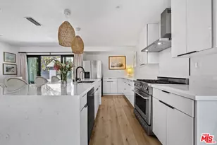 584 N Lucerne Blvd, Los Angeles, CA 90004 - Photo 10