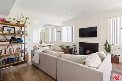1951 Glendon Ave, Los Angeles, CA 90025 - Photo 24