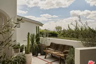 6481 San Marco Cir, Los Angeles, CA 90068 - Photo 2