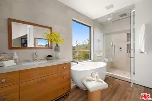 17713 Posetano Rd, Pacific Palisades, CA 90272 - Photo 12