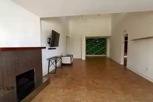 1940 N Highland Ave, Los Angeles, CA 90068 - Photo 14