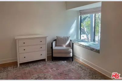 1940 N Highland Ave #81, Los Angeles, CA 90068 - Photo 22