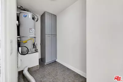 7901 Babcock Ave, North Hollywood, CA 91605 - Photo 26