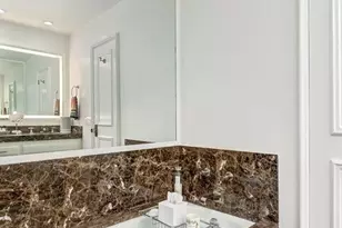 1033 Carol Dr, West Hollywood, CA 90069 - Photo 22