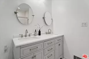 14440 Valley Vista Blvd, Sherman Oaks, CA 91423 - Photo 18
