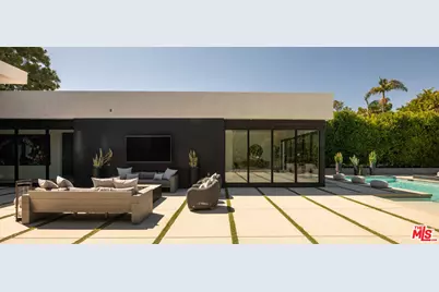 7139 Macapa Dr, Los Angeles, CA 90068 - Photo 26