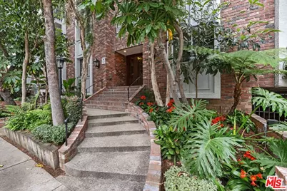 1375 Kelton Ave #404, Los Angeles, CA 90024 - Photo 2