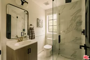 2591 Leicester Dr, Los Angeles, CA 90046 - Photo 30