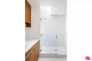 1416 Fairbanks Pl, Los Angeles, CA 90026 - Photo 16