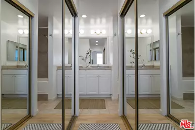 100 S Venice Blvd #3, Venice, CA 90291 - Photo 30