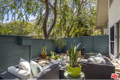 5383 Village Grn, Los Angeles, CA 90016 - Photo 18